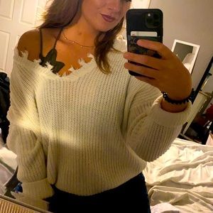 ✨Off-The-Shoulder Sweater!❄️💄